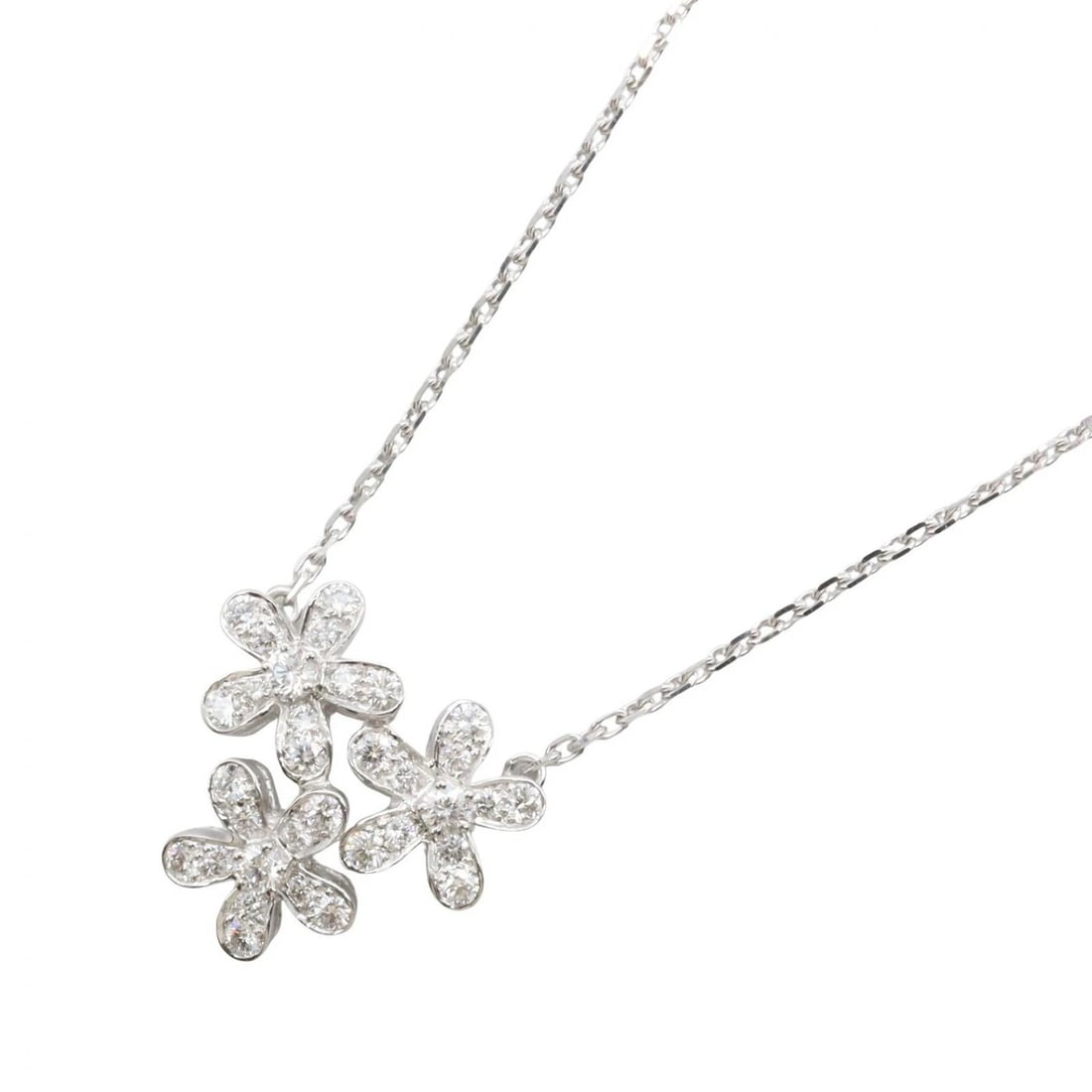 VAN CLEEF & ARPELS SOCRATES FLOWER DIAMOND NECKLACE: Van Cleef & Arpels Socrates Flower Diamond Necklace Brand: Van Cleef & Arpels Type/Style: Necklace Material: K18WG?White Gold?, Color: Silver Size: Size Neck rotation?41.5cm(16.3") Motif W?18mm x H?17