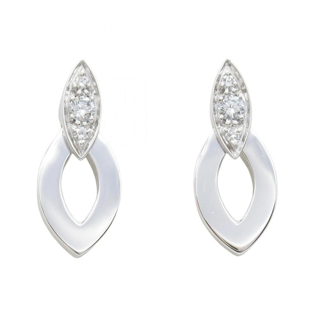 CARTIER DEAR DARE PIERCED EARRINGS DIAMOND: CARTIER Dear Dare Pierced earrings Diamond Brand: CARTIER Type/Style: Pierced earrings Material: K18WG?White Gold?, Color: Silver Size: Size 20mm x 8mm(0.8" x 0.3") Accessories: None Accessories