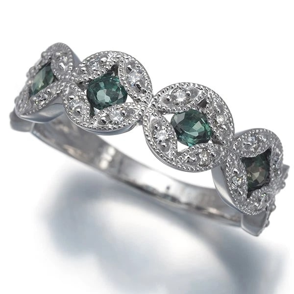 ALEXANDRITE DIAMOND MILGRAIN RING 18K 750 WHITE GOLD: Alexandrite Diamond Milgrain Ring 18K 750 White Gold Brand: Unbranded Type/Style: Ring Material: 18K/ 750 White Gold, Main Stone Natural Color: White Gold Size: US6.5-6.75 Accessories: None
