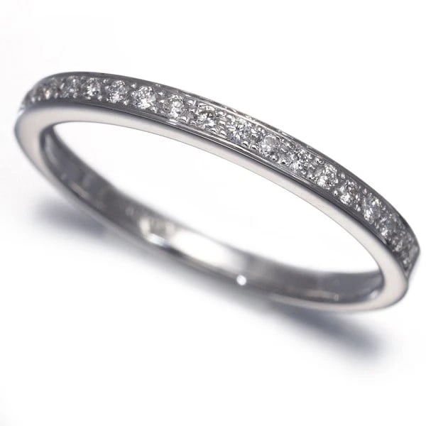 VENDOME RING DIAMOND HALF ETERNITY 18K 750 WHITE GOLD: VENDOME Ring Diamond Half Eternity 18K 750 White Gold Brand: VENDOME Type/Style: Ring Material: 18K/ 750 White Gold, Main Stone Natural Color: White Gold Size: US5.75-6 Accessories: None Accessories