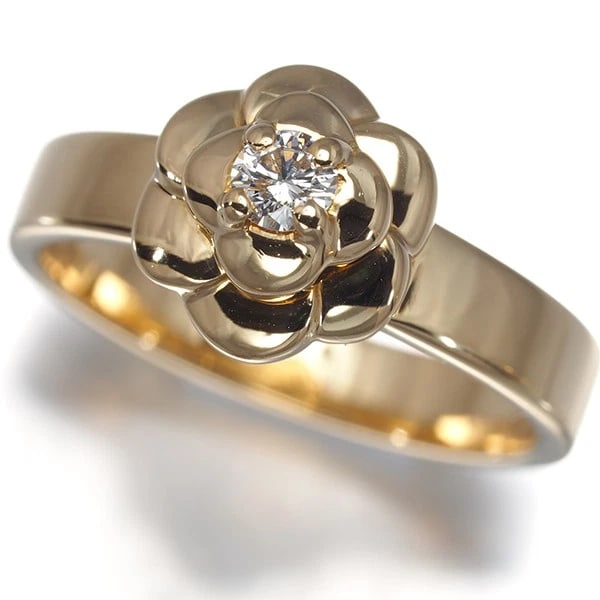 CHANEL RING DIAMOND CAMELIA SOLITAIRE 18K 750 YELLOW GOLD: CHANEL Ring Diamond Camelia Solitaire 18K 750 Yellow Gold Brand: CHANEL Type/Style: Ring Material: 18K/ 750 Yellow Gold, Main Stone Natural Color: Yellow Gold Size: US4.75 Accessories: None