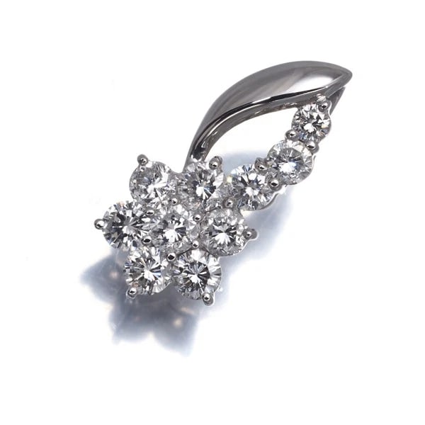 DIAMOND FLOWER PENDANT 900 PLATINUM: Diamond Flower Pendant 900 Platinum Brand: Unbranded Type/Style: Pendant Material: 900/ Platinum, Main Stone Natural Color: Silver Size: Design size: 19.3 x 9.0mm Bail inner diameter: 3.2 x 1.7mm