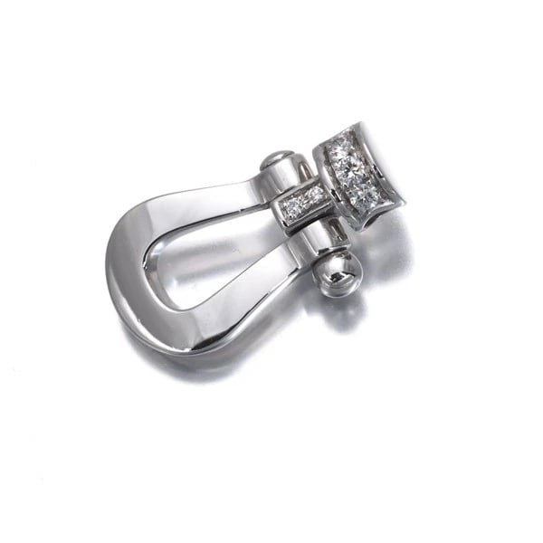 FRED PENDANT DIAMOND 18K 750 WHITE GOLD: FRED Pendant Diamond 18K 750 White Gold Brand: FRED Type/Style: Pendant Material: 18K/ 750 White Gold, Main Stone Natural Color: White Gold Size: Design size: 17.0 x 10.0mm Bail inner diameter: About