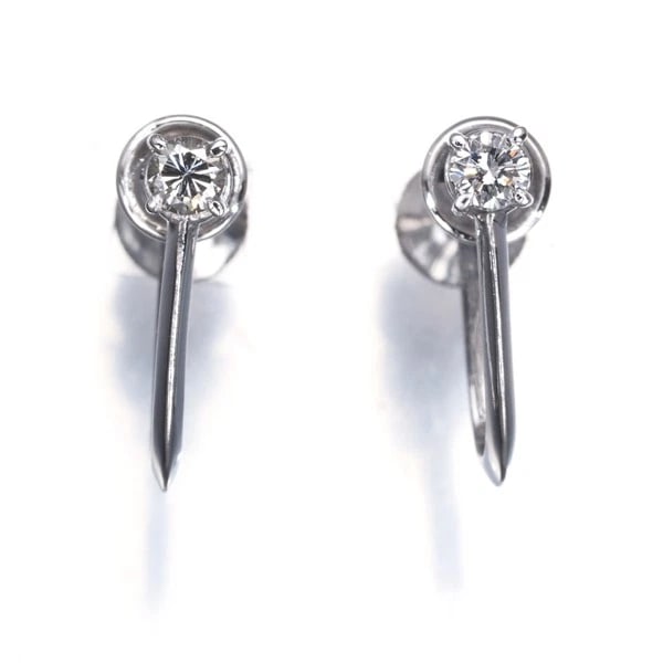 TASAKI EARRINGS DIAMOND SOLITAIRE 900 PLATINUM: TASAKI Earrings Diamond Solitaire 900 Platinum Brand: TASAKI Type/Style: Earring Material: 900/ Platinum, Main Stone Natural Color: Silver Size: None Accessories: None Accessories Notice: