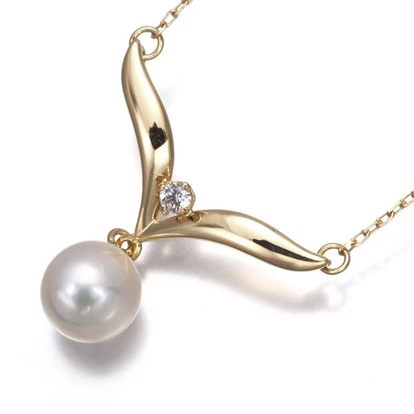 MIKIMOTO NECKLACE AKOYA PEARL DIAMOND SOLITAIRE 18K YG: Mikimoto Necklace Akoya Pearl Diamond Solitaire 18K YG Brand: MIKIMOTO Type/Style: Necklace Material: 18K / 750 / Yellow Gold, Main Stone Cultured Color: Yellow Gold Size: Necklace length: 42cm Pendan