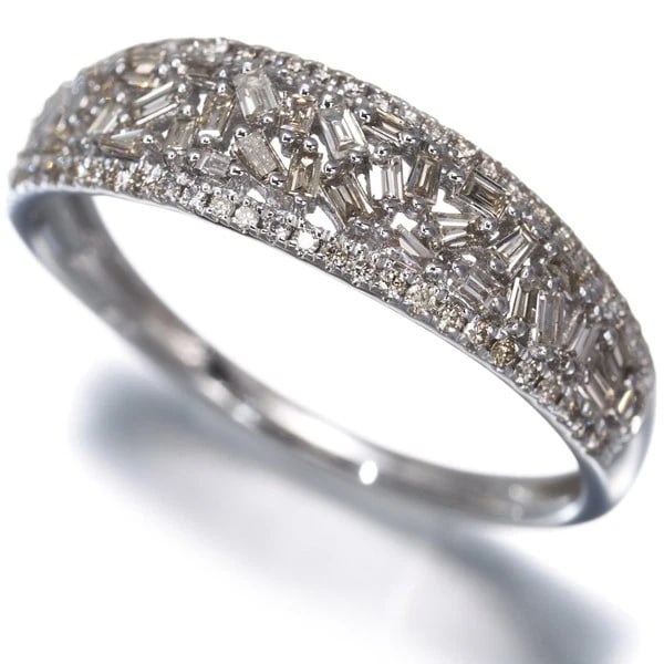 BROWN DIAMOND TAPERED-CUT RING 18K 750 WHITE GOLD: Brown Diamond Tapered-cut Ring 18K 750 White Gold Brand: Unbranded Type/Style: Ring Material: 18K /750 White Gold, Main Stone Natural Color: White Gold Size: US8.5 Accessories: None Access