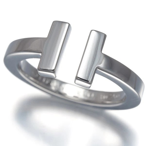 TIFFANY&CO. RING TIFFANY T SQUARE 18K 750 WHITE GOLD: Tiffany&Co. Ring Tiffany T Square 18K 750 White Gold Brand: Tiffany & Co. Type/Style: Ring Material: 18K /750 White Gold, Color: White Gold Size: US5 Accessories: None Accessories Notice: