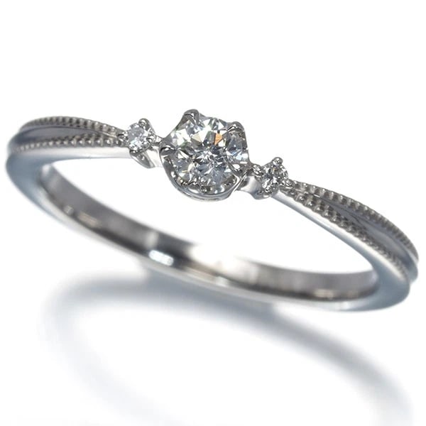 FESTARIA RING DIAMOND WISH UPON A STAR 950 PLATINUM: Festaria Ring Diamond Wish upon a star 950 Platinum Brand: Festaria Type/Style: Ring Material: 950/ Platinum, Main Stone Natural Color: Silver Size: US5 Accessories: None Accessories Notice: When