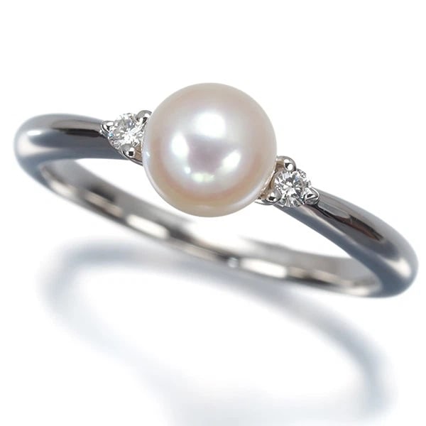 TASAKI RING AKOYA PEARL DIAMOND SOLITAIRE: TASAKI Ring Akoya Pearl Diamond Solitaire Brand: TASAKI Type/Style: Ring Material: 900 /Platinum, Color: Silver Size: 5.5 - 5.75 Accessories: None Accessories Notice: When purchasing pre-o