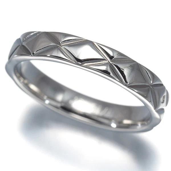 CHANEL RING MATELASSE MEDIUM 950 PLATINUM: CHANEL Ring Matelasse Medium 950 Platinum Brand: CHANEL Type/Style: Ring Material: 950/ Platinum, Color: Silver Size: US6 Accessories: None Accessories Notice: When purchasing pre-owned go