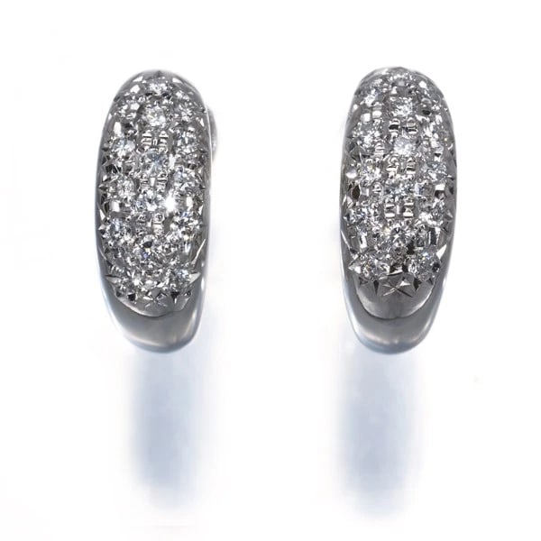 TASAKI EARRINGS DIAMOND HOOP 900 PLATINUM: TASAKI Earrings Diamond Hoop 900 Platinum Brand: TASAKI Type/Style: Earring Material: 900 /Platinum, Main Stone Natural Color: Silver Size: Design size: length 14.2mm x width 13.8mm x thickness 5.5mm 