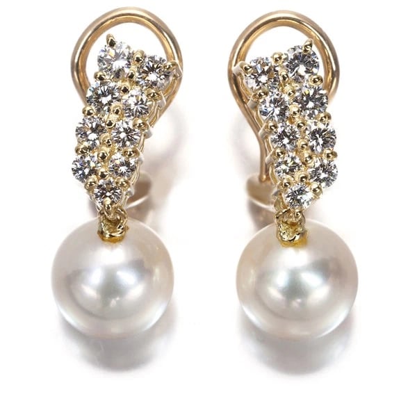 MIKIMOTO EARRINGS AKOYA PEARL DIAMOND 18K 750 YELLOW GOLD: Mikimoto Earrings Akoya Pearl Diamond 18K 750 Yellow Gold Brand: MIKIMOTO Type/Style: Earring Material: 18K /750 Yellow Gold, Main Stone Cultured Color: Yellow Gold Size: Design size: 22.0 x 6.8mm