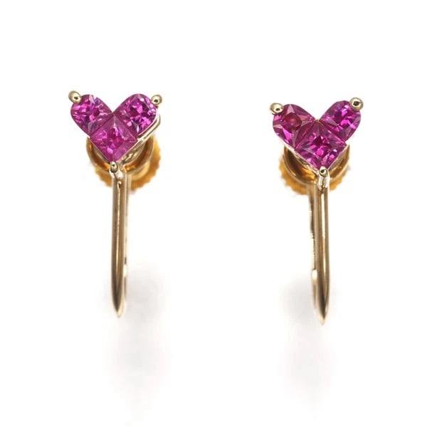 RUBY HEART EARRINGS 18K 750 YELLOW GOLD: Ruby Heart Earrings 18K 750 Yellow Gold Brand: Unbranded Type/Style: Earring Material: 18K /750 Yellow Gold, Main Stone Natural Color: Yellow Gold Size: Design size: 4.4 x 5.2mm Accessories: None