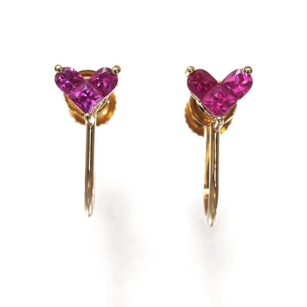 RUBY HEART EARRINGS 18K 750 YELLOW GOLD: Ruby Heart Earrings 18K 750 Yellow Gold Brand: Unbranded Type/Style: Earring Material: 18K /750 Yellow Gold, Main Stone Natural Color: Yellow Gold Size: Design size: 4.6 x 5.3mm Accessories: None