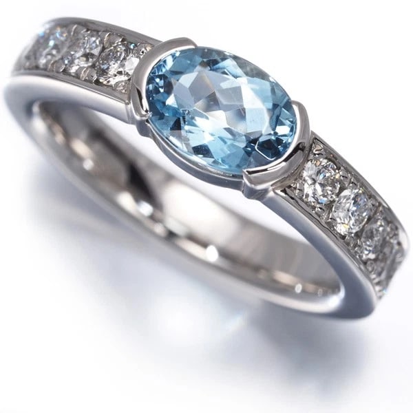 AQUAMARINE DIAMOND 0.50CT RING 900 PLATINUM: Aquamarine Diamond 0.50ct Ring 900 Platinum Brand: Unbranded Type/Style: Ring Material: 900 /Platinum, Main Stone Natural Color: Silver Size: US5.75-6 Accessories: None Accessories Notice:
