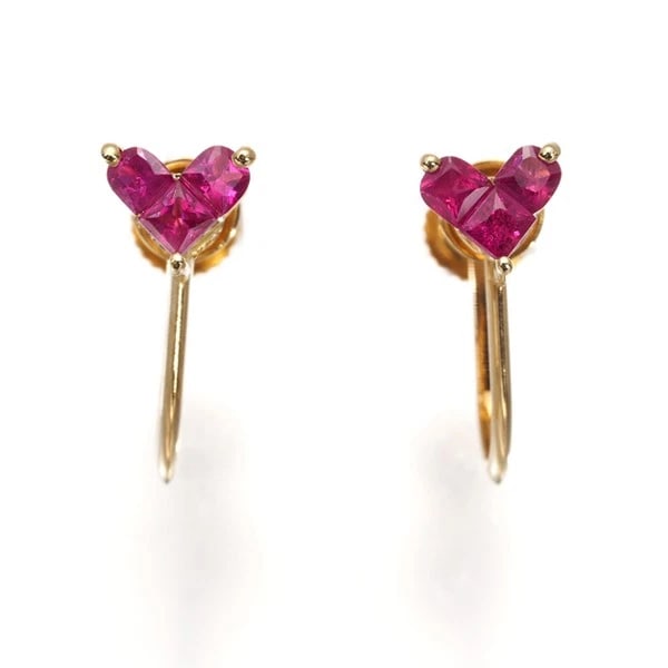 RUBY HEART EARRINGS 18K 750 YELLOW GOLD: Ruby Heart Earrings 18K 750 Yellow Gold Brand: Unbranded Type/Style: Earring Material: 18K /750 Yellow Gold, Main Stone Natural Color: Yellow Gold Size: Design size: 4.7 x 5.3mm Accessories: None