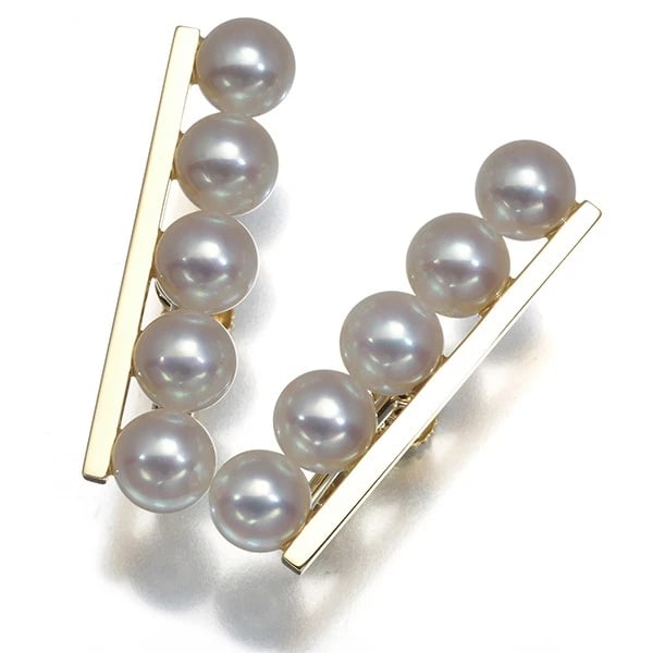 TASAKI EARRINGS AKOYA PEARL BALANCE PLUS 18K 750 YELLOW GOLD: TASAKI Earrings Akoya Pearl Balance Plus 18K 750 Yellow Gold Brand: TASAKI Type/Style: Earrings Material: 18K /750 Yellow Gold, Main Stone Cultured Color: Yellow Gold Size: Design size: 28.2 x 7.0mm