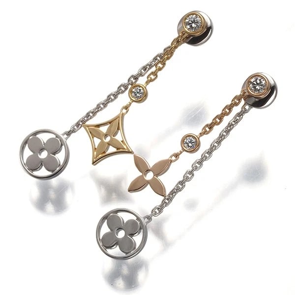 LOUIS VUITTON EARRINGS DIAMOND MONOGRAM DOUBLE CHAIN 3COLOR: Louis Vuitton Earrings Diamond Monogram Double Chain 3color Brand: Louis Vuitton Type/Style: Earring Material: 18K / 750 / Yellow Gold,18K / 750 / White Gold,18K / 750 / Rose Gold, Main Stone Natural 