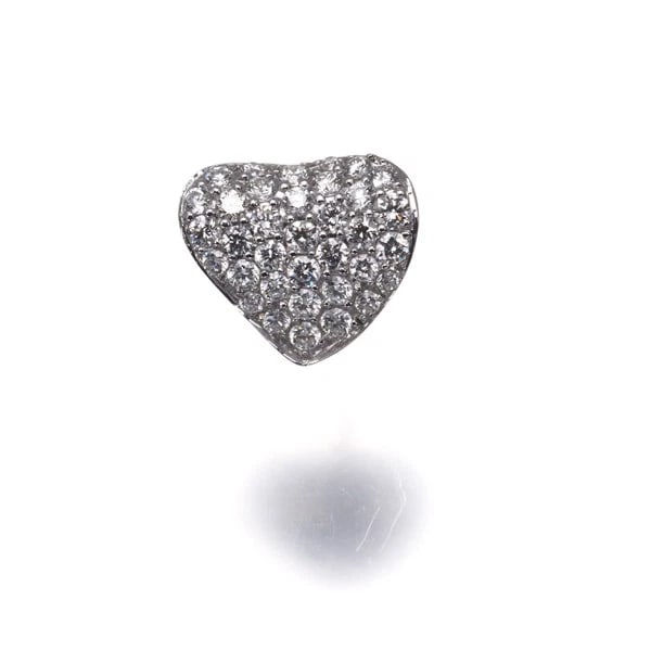 DIAMOND HEART PAVED SINGLE EARRING 18K 750 WHITE GOLD: Diamond Heart Paved Single Earring 18K 750 White Gold Brand: Unbranded Type/Style: Single Earring Material: 18K/ 750 White Gold, Main Stone Natural Color: White Gold Size: Design size: 9.2 x 10.6mm