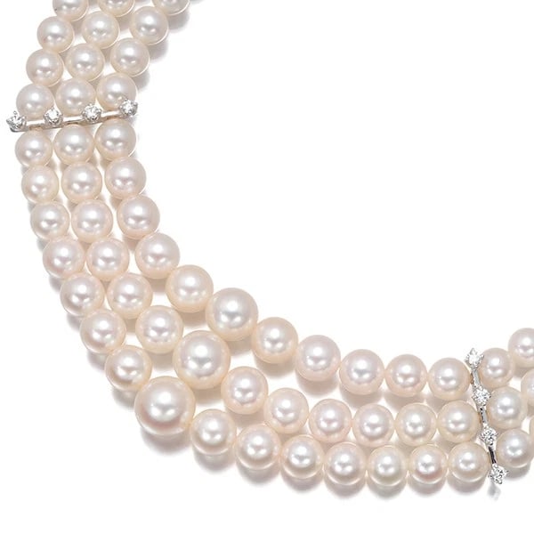 MIKIMOTO NECKLACE AKOYA PEARL DIAMOND 3-STRAND 18K WG: Mikimoto Necklace Akoya Pearl Diamond 3-strand 18K WG Brand: MIKIMOTO Type/Style: Necklace Material: 18K /750 White Gold, Main Stone Cultured Color: White Gold Size: Necklace length: 39cm Accessor