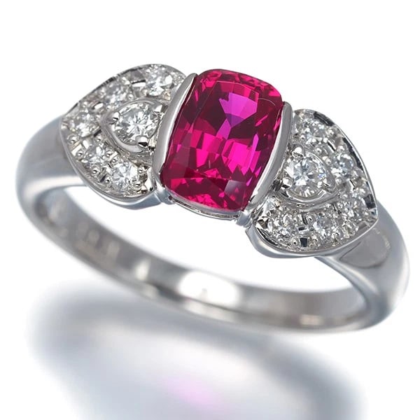 CRESCENT VERT RING LAB-CREATED RUBY DIAMOND PT 900: CRESCENT VERT Ring Lab-created Ruby Diamond Pt 900 Brand: CRESCENT VERT Type/Style: Ring Material: Pt 900, Main Stone Lab Creation Color: Silver Size: US6 - 6.25 Accessories: None Accessor