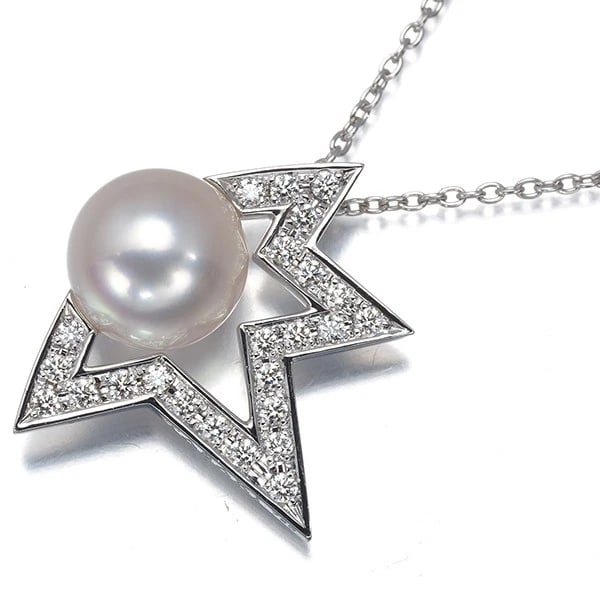 TASAKI NECKLACE AKOYA PEARL DIAMOND 18K WG: TASAKI Necklace Akoya Pearl Diamond 18K WG Brand: TASAKI Type/Style: Necklace Material: 18K / 750 / White Gold, Main Stone Cultured Color: White Gold Size: Necklace length: 40 - 44cmPendant size: 19.0