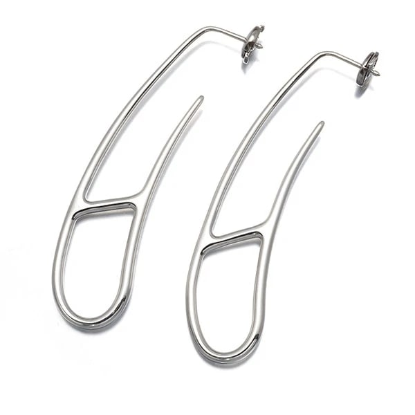 HERMES EARRINGS CHAINE D'ANCRETWIST 925 STERLING SILVER: HERMES Earrings Chaine d'AncreTwist 925 Sterling Silver Brand: HERMES Type/Style: earring Material: 925 / Sterling Silver , Color: Sterling Silver Size: Design size: 63.6 x 15.7mm Accessories: Non