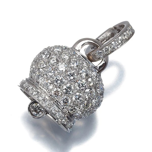 CHANTECLER PENDANT DIAMOND LUCKY BELL 18K WG: Chantecler Pendant Diamond Lucky Bell 18K WG Brand: Chantecler Type/Style: Pendant Material: 18K / 750 / White Gold, Main Stone Natural Color: Size: Design size: 25.2 x 14.4mm Accessories: None