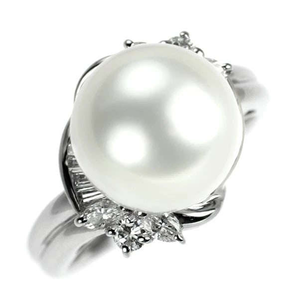 PT900 WHITE PEARL DIAMOND RING: Pt900 white pearl diamond ring Brand: None Type/Style: Ring Material: Pt900, Main Stone Natural Color: K18PG Size: 7.25 US Accessories: None Accessories Notice: When purchasing pre-owned goods,