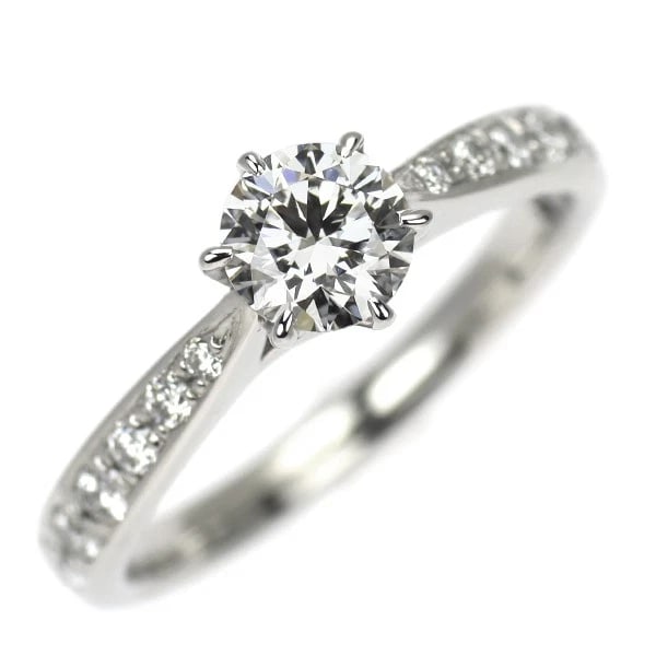 PT900 DIAMOND RING: Pt900 diamond ring Brand: None Type/Style: Ring Material: Pt900, Main Stone Natural Color: None Size: 3.25 US Accessories: None Accessories Notice: When purchasing pre-owned goods, please refer to