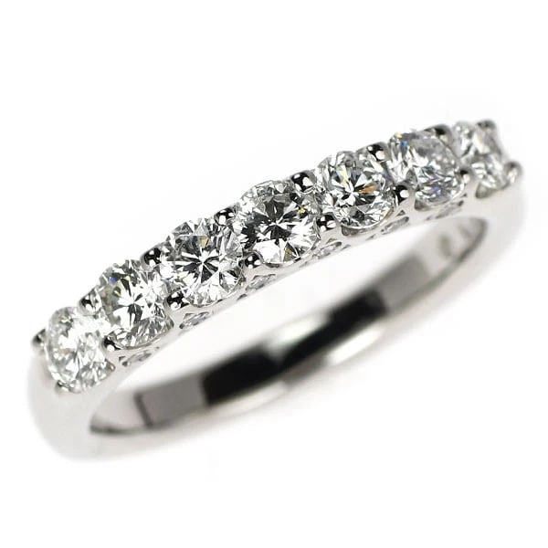 CANADIAN DIAMOND PT950 DIAMOND RING: Canadian Diamond Pt950 Diamond Ring Brand: None Type/Style: Ring Material: Pt950, Main Stone Natural Color: None Size: 6 US Accessories: None Accessories Notice: When purchasing pre-owned goods,