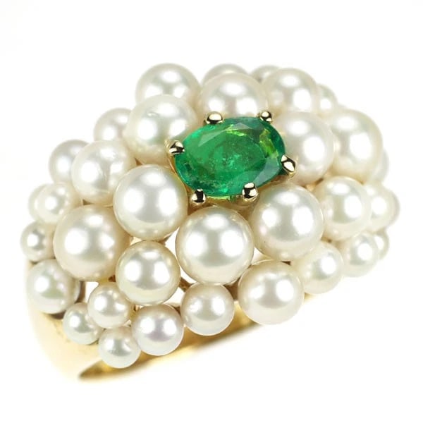 K18YG EMERALD AKOYA PEARL RING: K18YG Emerald Akoya Pearl Ring Brand: None Type/Style: Ring Material: K18YG, Main Stone Emerald Color: YG Size: 7.25 US Accessories: None Accessories Notice: When purchasing pre-owned goods, please
