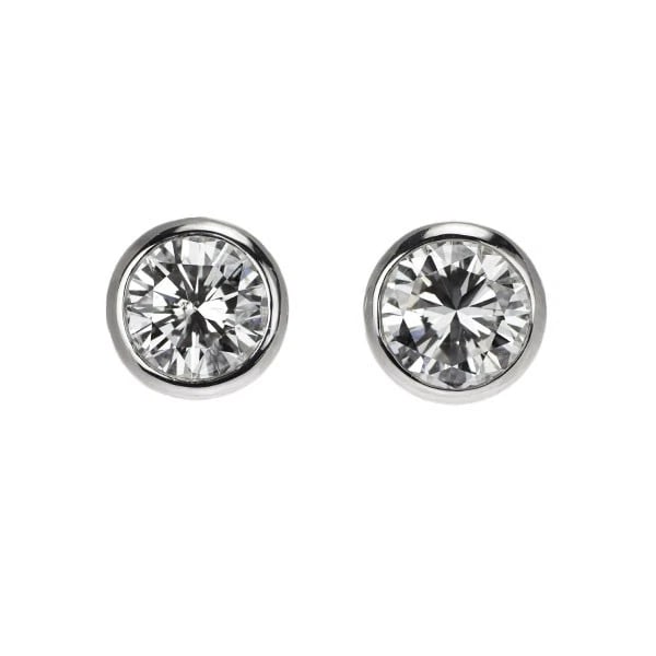 PT950/ PT900 DIAMOND EARRINGS: Pt950/ Pt900 Diamond Earrings Brand: None Type/Style: piercing Material: Pt900/ Pt950, Main Stone Natural Color: Pt Size: Length/Width/Diameter 6.5 Accessories: None Accessories Notice: When