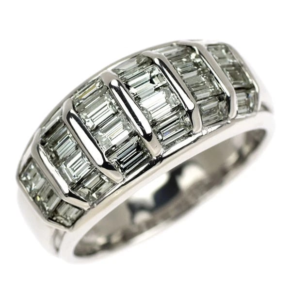 PT900 DIAMOND RING: Pt900 diamond ring Brand: None Type/Style: Ring Material: Pt900, Main Stone Natural Color: None Size: 7.5 US Accessories: None Accessories Notice: When purchasing pre-owned goods, please refer to the