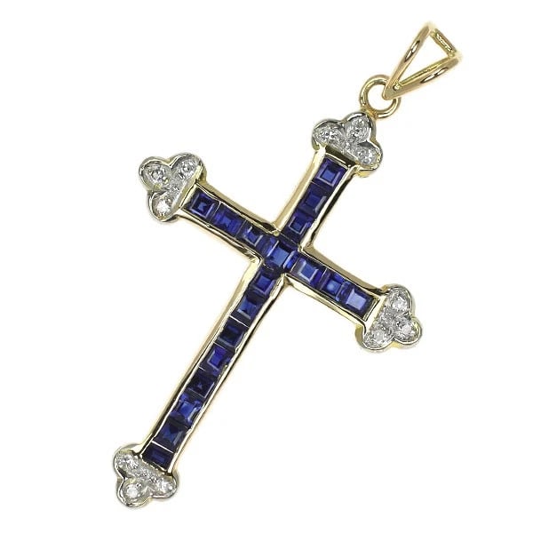 K14YG/WG SAPPHIRE DIAMOND PENDANT TOP CROSS: K14YG/WG Sapphire Diamond Pendant Top Cross Brand: None Type/Style: pendant top Material: K18WG/WG, Main Stone Sapphire Color: YG/WG Size: Length/Width/Diameter 37.4 Accessories: None Accessories