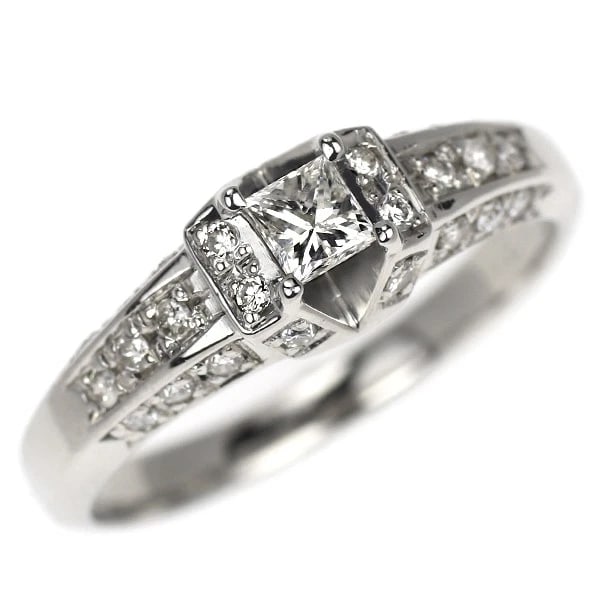 PT900 PRINCESS CUT DIAMOND RING: Pt900 princess cut diamond ring Brand: None Type/Style: Ring Material: Pt900, Main Stone Natural Color: None Size: 5.5 - 5.75 US Accessories: None Accessories Notice: When purchasing pre-owned goods,