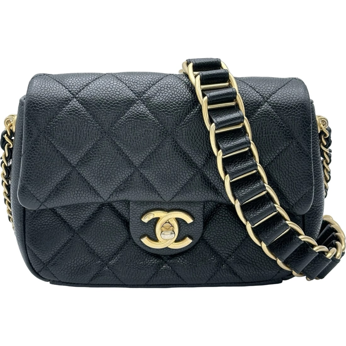 CHANEL MATRASSE CHAIN SHOULDER BAG: CHANEL Matrasse Chain Shoulder Bag Brand: CHANEL Type/Style: Shoulder Bag Material: Caviar skin Color: Black Gold Hardware Size: W7.3 x H5.7x D2.4inch Shoulder:52.0inch Accessories: None Accessories