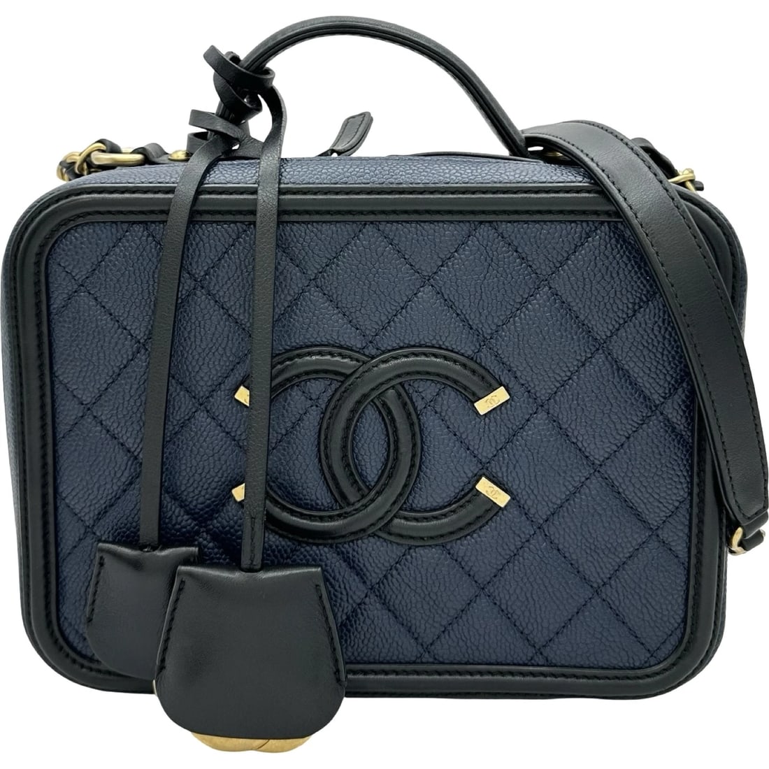 CHANEL CC FILIGREE VANITY SHOULDER BAG: CHANEL CC Filigree Vanity Shoulder Bag Brand: CHANEL Type/Style: Shoulder Bag Material: Caviar skin Color: Navy Gold Hardware Size: W8.1 x H6.1x D3.0inch Shoulder:38.6inch Accessories: None