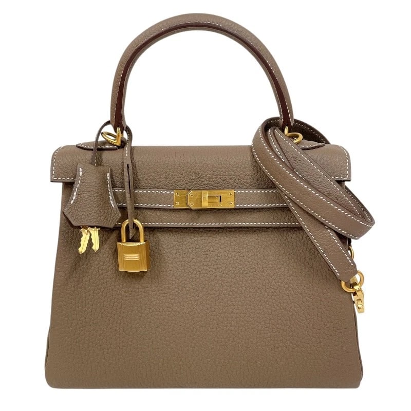 HERMES KELLY 25 SHOULDER BAG: HERMES Kelly 25 Shoulder Bag Brand: HERMES Type/Style: Shoulder Bag Material: Togo Color: Etoupe Matte Gold Hardware Size: W9.8 x H7.1x D4.3inch Shoulder:36.6inch Accessories: None Accessories