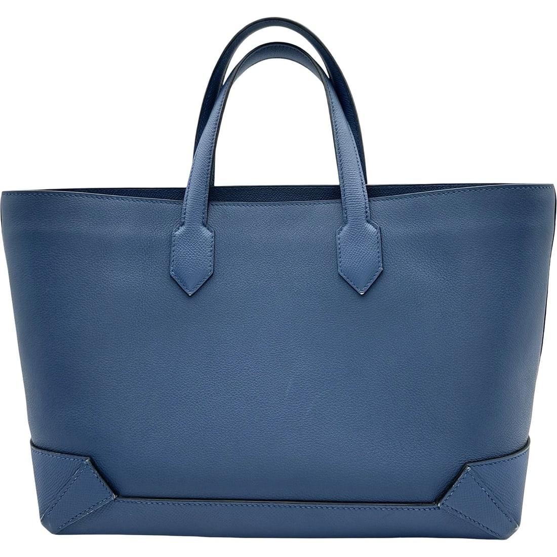 HERMES MAXI BOX CAB 30 TOTE BAG: HERMES Maxi box cab 30 Tote Bag Brand: HERMES Type/Style: Tote Bag Material: Evercolor Color: Blue Agate SilverHardware Size: W15.4 x H8.7x D5.5inch Accessories: None Accessories Notice: When