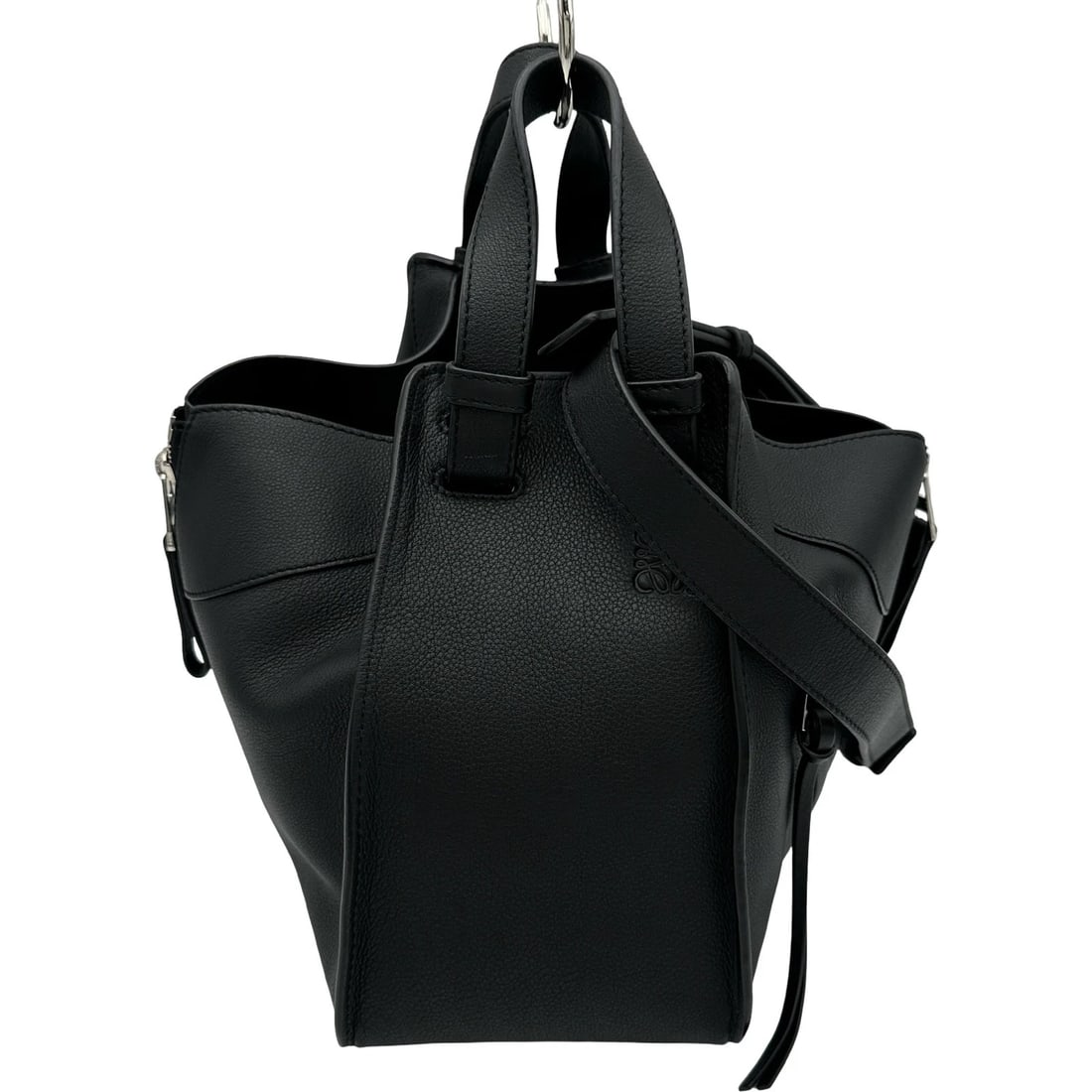 LOEWE HAMMOCK SMALL SHOULDER BAG: LOEWE Hammock small Shoulder Bag Brand: LOEWE Type/Style: Shoulder Bag Material: leather Color: black Size: W11.0 x H9.4x D5.5inch Accessories: None Accessories Notice: When purchasing pre-owned