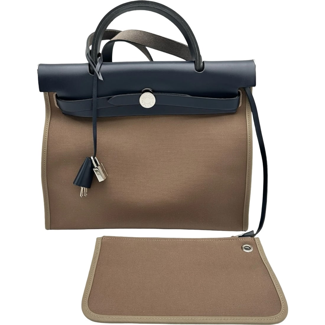 HERMES ALE ZIP PM HANDBAG: HERMES Ale Zip PM Handbag Brand: HERMES Type/Style: Handbag Material: Towar Color: Brown SilverHardware Size: W12.2 x H9.8x D3.9inch Accessories: None Accessories Notice: When purchasing pre-owned