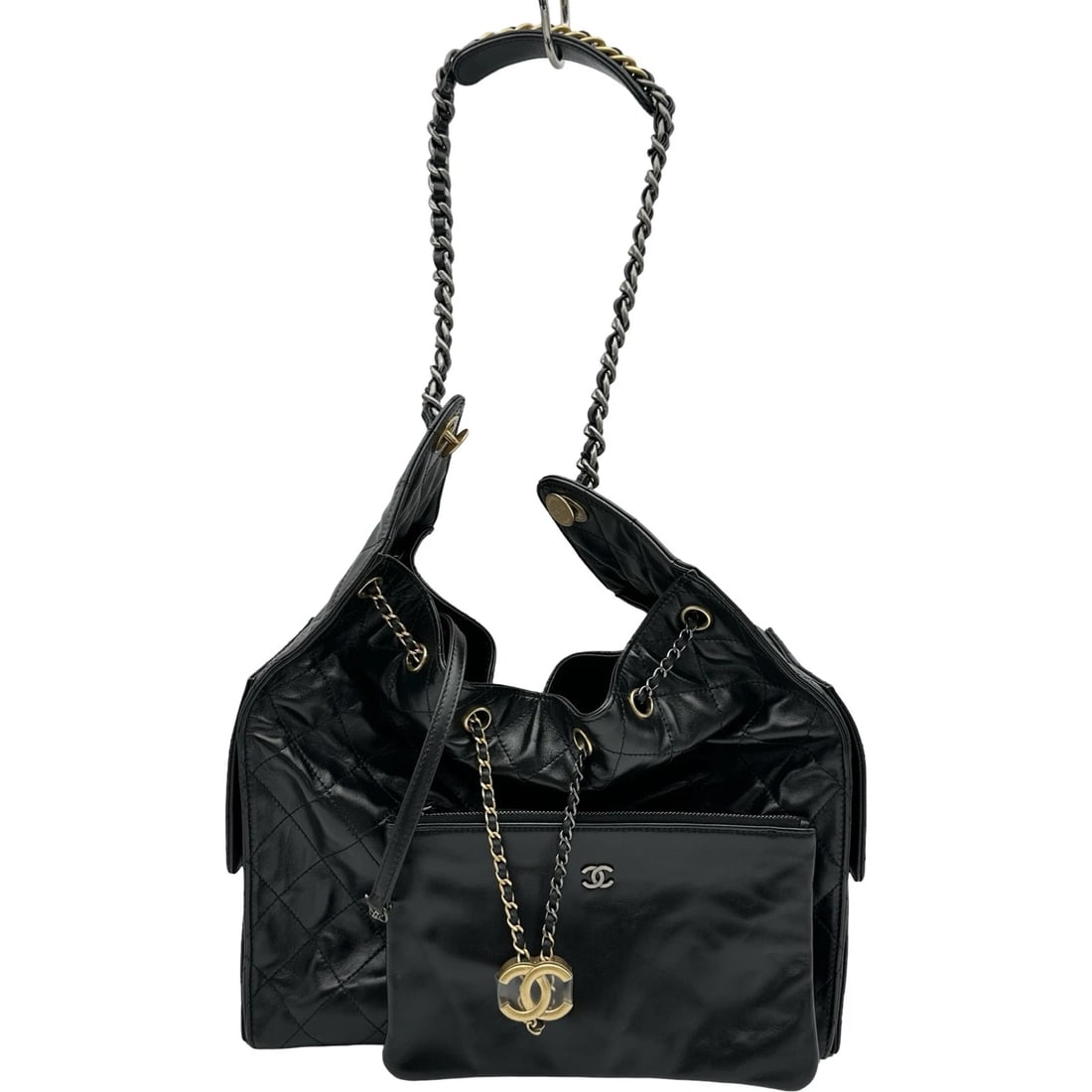 CHANEL SHOULDER BAG (1 of 6)