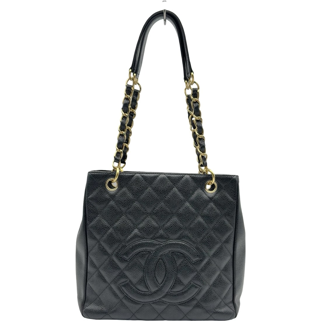 CHANEL PSTCHAINTOTE BAG 10TOTE BAG: CHANEL PSTChainTote Bag 10Tote Bag Brand: CHANEL Type/Style: Tote Bag Material: Caviar skin Color: Black Gold Hardware Size: W9.8 x H9.1x D3.5inch Accessories: None Accessories Notice: Whe