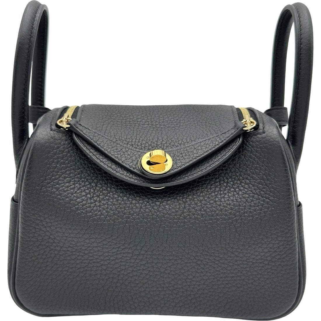 HERMES LINDY MINI SHOULDER BAG: HERMES Lindy mini Shoulder Bag Brand: HERMES Type/Style: Shoulder Bag Material: Taurillon Clemence Color: Black Gold Hardware Size: W7.5 x H4.9x D3.5inch Accessories: None Accessories Notice: When