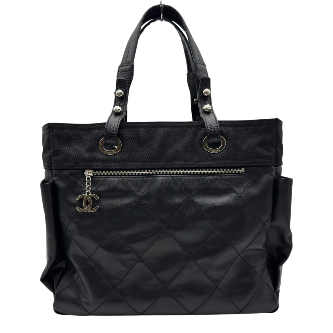 CHANEL PARIS VIA RITZ TOTE GM TOTE BAG: CHANEL Paris Via Ritz Tote GM Tote Bag Brand: CHANEL Type/Style: Tote Bag Material: Coated canvas / leather Color: Black SilverHardware Size: W13.0 x H11.6x D5.9inch Accessories: None Acce