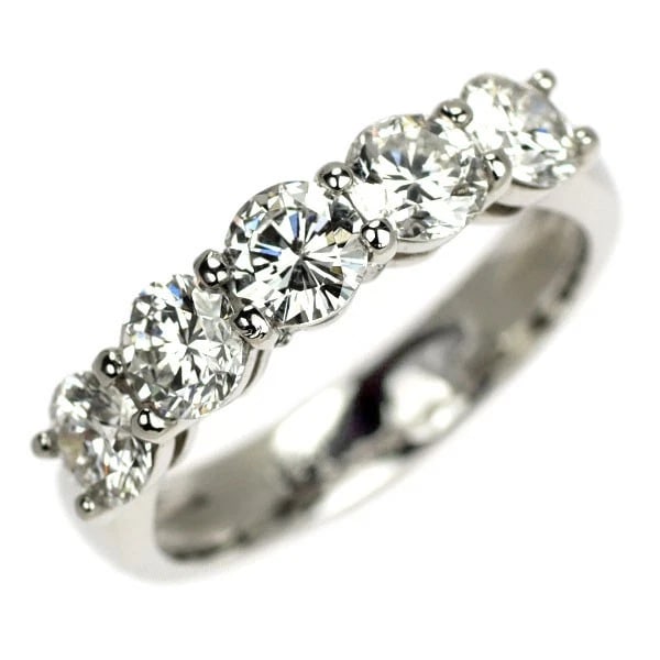 PT900 DIAMOND RING: Pt900 diamond ring Brand: None Type/Style: Ring Material: Pt900, Main Stone Natural Color: Pt Size: 6 US Accessories: None Accessories Notice: When purchasing pre-owned goods, please refer