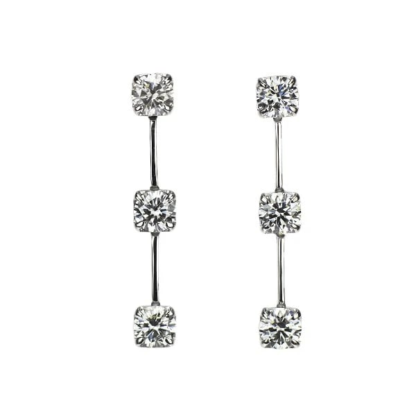 PT950/ PT850 DIAMOND EARRINGS: Pt950/ Pt850 Diamond Earrings Brand: None Type/Style: piercing Material: Pt950/Pt850, Main Stone Natural Color: Pt Size: Length/Width/Diameter 20.0 Accessories: None Accessories Notice: When