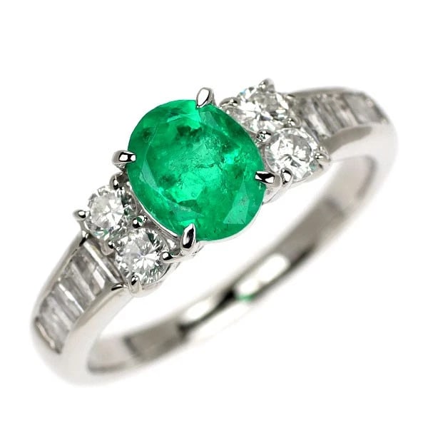 PT900 EMERALD DIAMOND RING: Pt900 emerald diamond ring Brand: None Type/Style: Ring Material: Pt900, Main Stone Emerald Color: None Size: 4.75 - 5 US Accessories: None Accessories Notice: When purchasing pre-owned goods, please