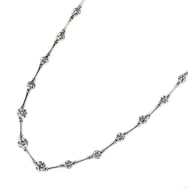 K18WG DIAMOND NECKLACE (1 of 3)
